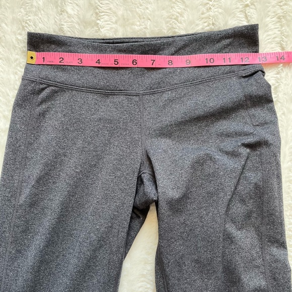 Athleta Kickbooty low rise flare yoga leggings sz xs - Picture 7 of 7